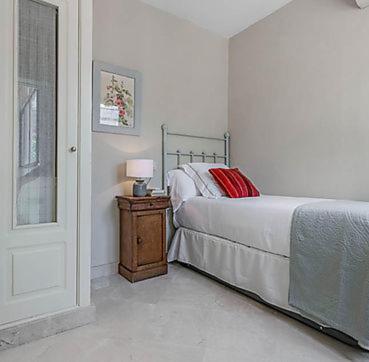 Fam Sevillian Townhouse Villa Sevilla Kültér fotó